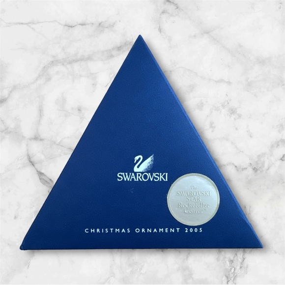Swarovski, 2005 Annual Snowflake / Star Christmas Ornament - Picture 3 of 6
